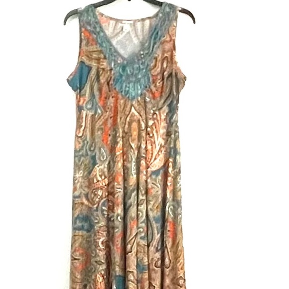 World Unity High-Low Embroidered Neckline Dress - Picture 13 of 13